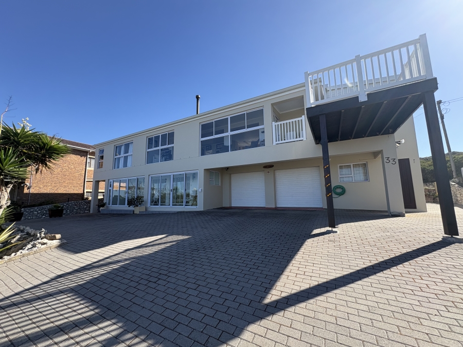 4 Bedroom Property for Sale in Pearl Bay Western Cape